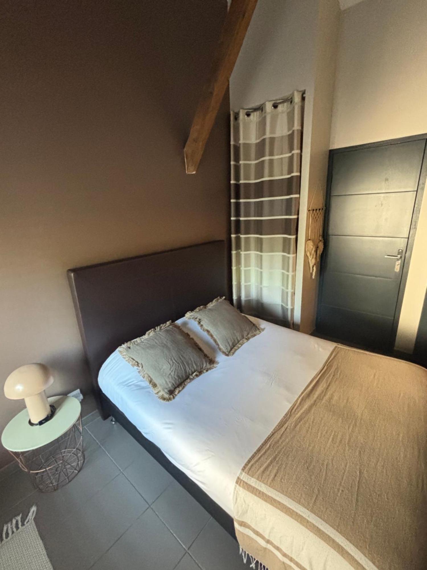 Demeure & Dependance - Chambres D'Hotes Depuis 2012 Tassin-la-Demi-Lune Ngoại thất bức ảnh